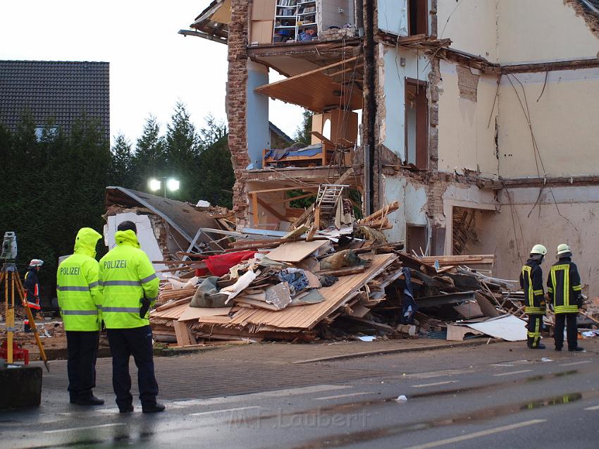 Hausexplosion Bruehl bei Koeln Pingsdorferstr P393.JPG